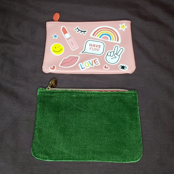 🏷 ipsy Bag Bundle 👝 - Picture 2 of 3